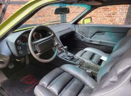 Porsche 928