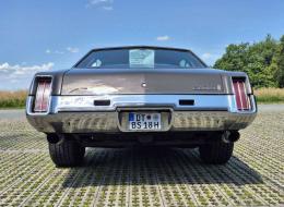 Oldsmobile Cutlass V8 Supreme