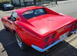 Chevrolet Corvette C3 V8 Coupé boite mnauelle 4
