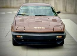 Triumph TR8