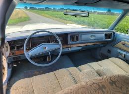 Chrysler Newport V8