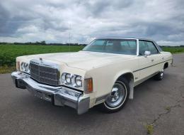 Chrysler Newport V8