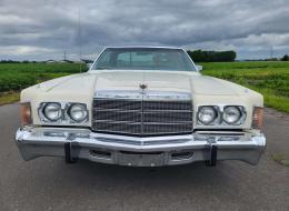 Chrysler Newport V8