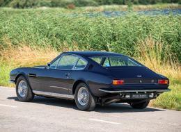 Aston Martin DB S