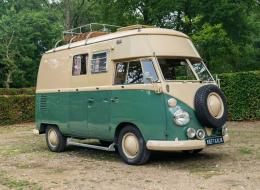 Volkswagen Combi T2 Split-Screen Highroof Camper 