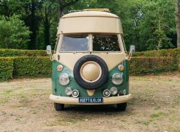 Volkswagen Combi T2 Split-Screen Highroof Camper 