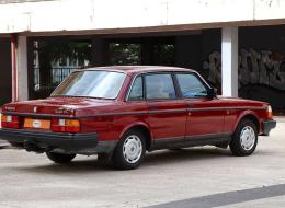Volvo 240
