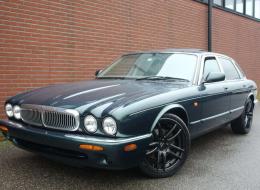 Jaguar Série - XJ 8 4.0