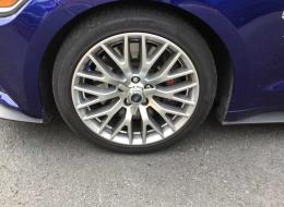 Ford Mustang Gros 5 litres v8