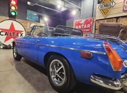 MG B Roadster