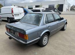 BMW Série 3 318i