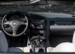BMW Série 3 318i