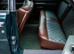 Lincoln Continental 4 DOOR SEDAN