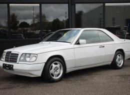 Mercedes-Benz CE 220