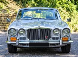 Daimler Sovereign 4.2 Série 1