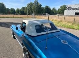 Chevrolet Corvette C2 Sting Ray Cabriolet