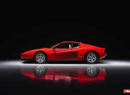 Ferrari Testarossa 'Rosso'. Tout juste arriv&eacute;!