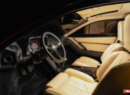 Ferrari Testarossa 'Rosso'. Tout juste arriv&eacute;!