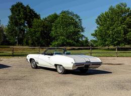 Buick Skylark GS 400 Convertible  