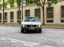 BMW Série 7 735i 
