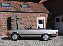 Mercedes-Benz SL 560