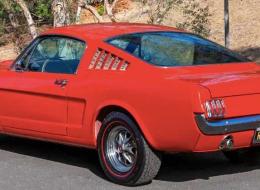 Ford Mustang FASTBACK