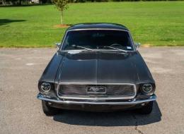 Ford Mustang COUP&Eacute; V8