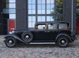 Minerva F/M8 Limousine