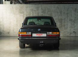 BMW M5 E28 