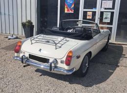 MG B