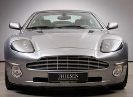 Aston Martin Vanquish V12