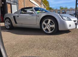 Opel Speedster 2.2 147 ch
