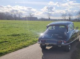 Citroen DS 20 administration
