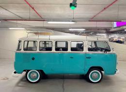 Volkswagen Combi T2 Baywindow bus Brazilian