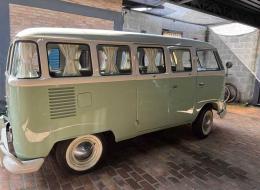 Volkswagen Combi T1 split window bus Brazilian bus