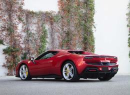 Ferrari 296  GTB ROSSO IMOLA