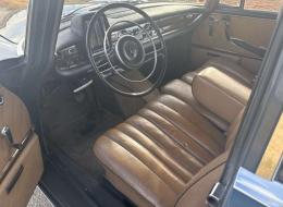 Mercedes-Benz SE 220 1ere main historique complet