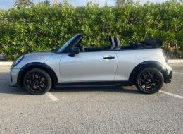 Mini Cabriolet Cooper S Finition JCW 204ch