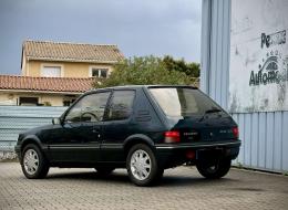 Peugeot 205 Gentry bva