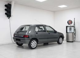 Renault Clio 1.4 RT