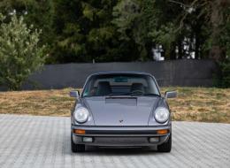 Porsche 911 Carrera 3.2 Cabriolet