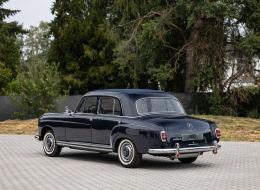 Mercedes-Benz 200 S Berline Découvrable