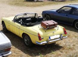 MG B