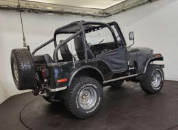 Jeep CJ 5