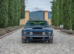 Aston Martin V8