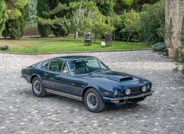 Aston Martin V8