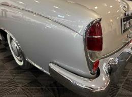 Mercedes-Benz Ponton 220 S Coup&eacute;