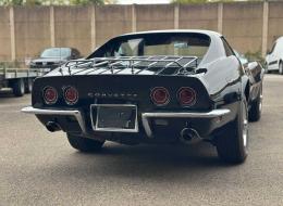 Chevrolet Corvette C3 STINGRAY T-TOP 1ER GENERATION 