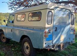 LandRover 109 S&eacute;ries 3