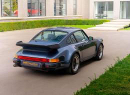 Porsche 930 3.3 Turbo